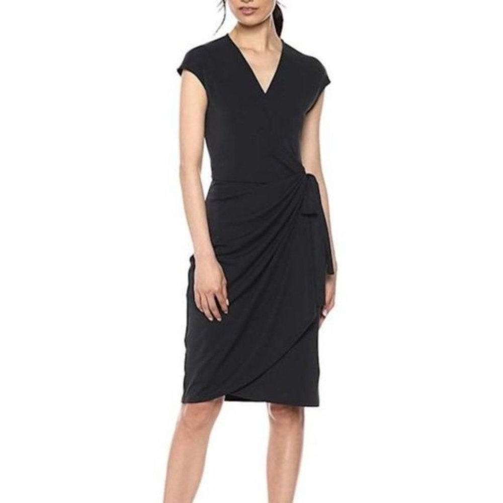 NWT Lark & Ro Classic Cap Sleeve V-Neck Compact Matte Wrap Dress, Large